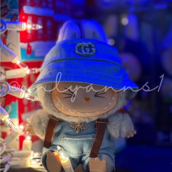 Labubu Clothes - Blue/Denim Gucci Overall with Hat - Picture 1 of 1